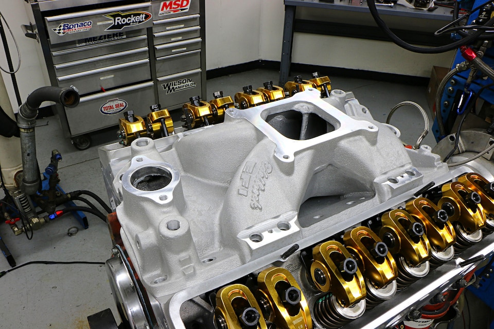 009-400-inch-Chevy-Small-Block-ProCharger-F1.jpg