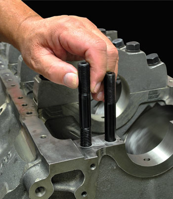 main cap stud install