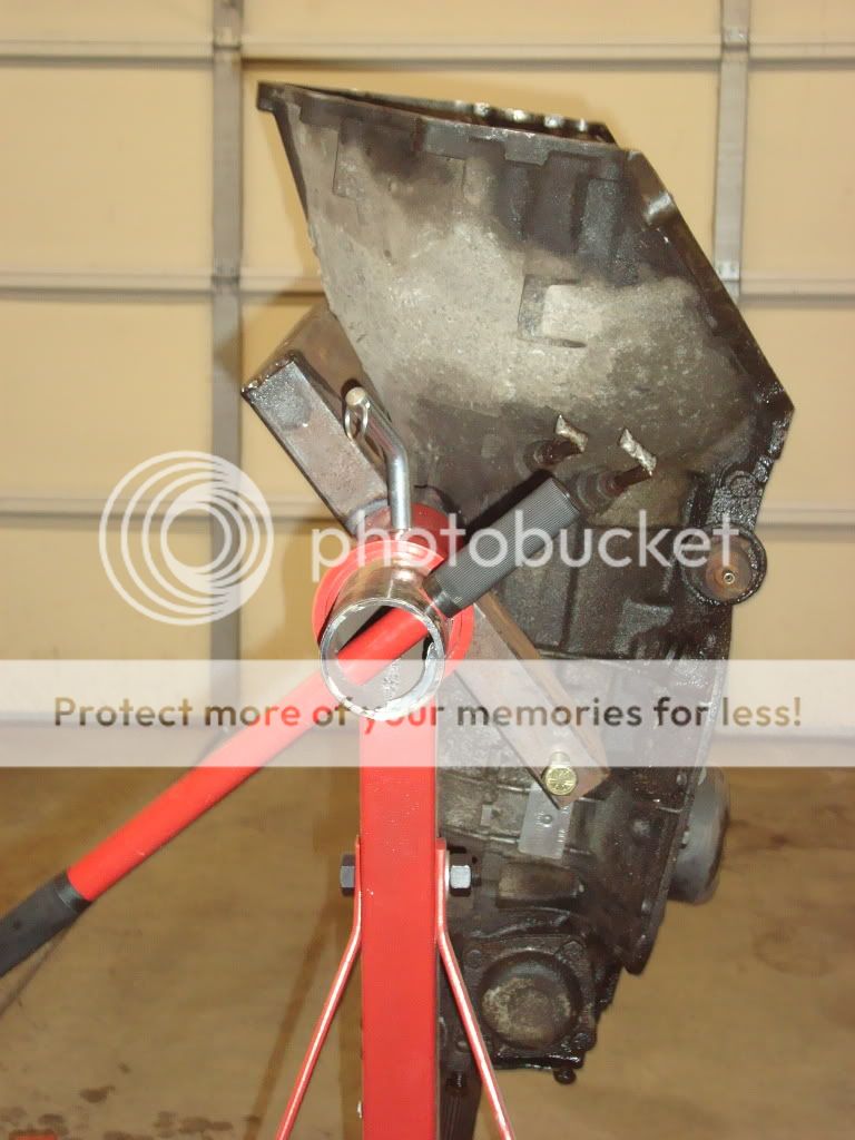 Heavy-Duty Transmission Holding Fixture Stand – Fits 4L60E, 4L80E, TH350, TH400 & More
