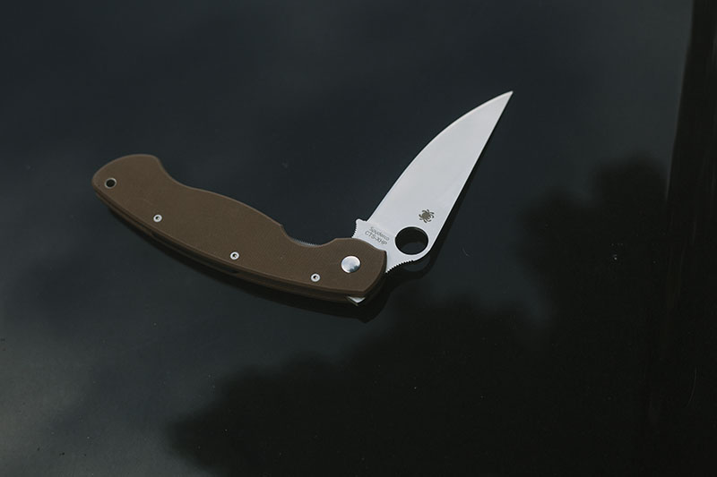 spyderco-military-super-steel-folding-knife.jpg